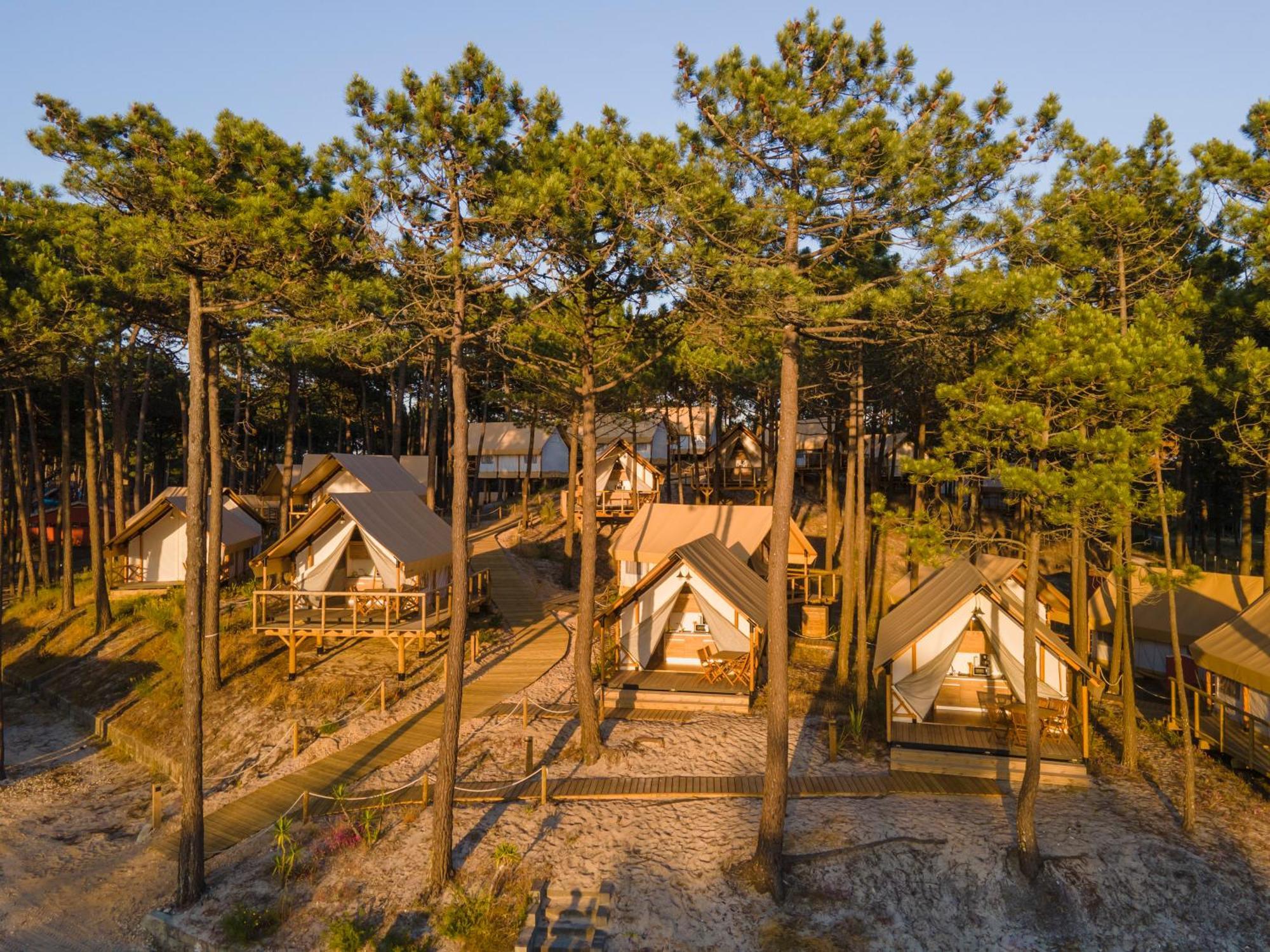 Ohai Nazare Outdoor Resort Εξωτερικό φωτογραφία